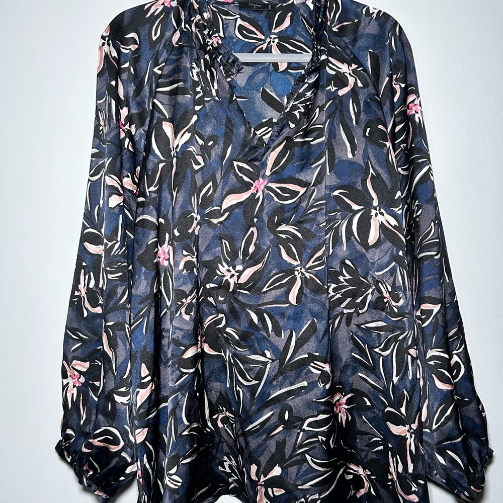 Tahari  Floral Blouse